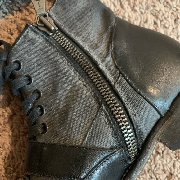 John Varvatos Fleetwood Cricket Boot In Lead Cavas Leather Grey main image 7